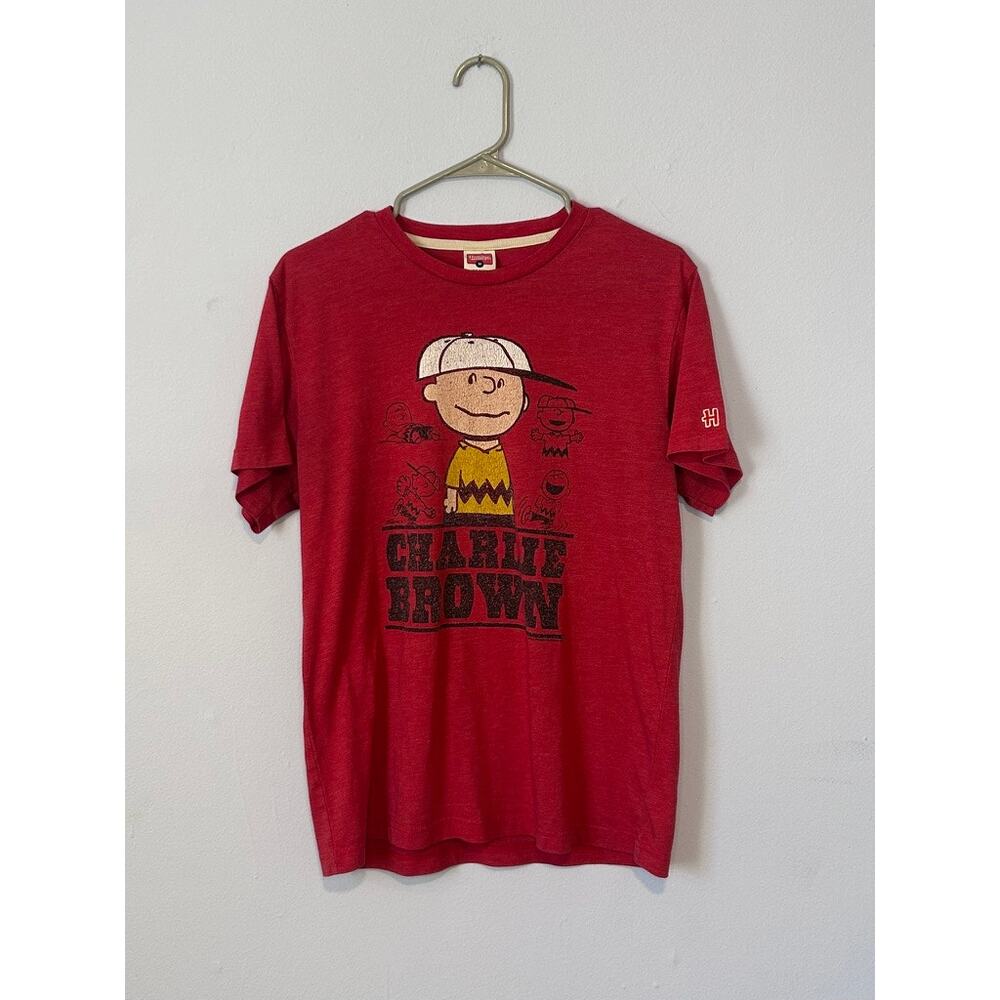 Red Homage Peanuts Charlie Brown Throwback Tee | T-Shirt | |‎ Retro - (Size M)